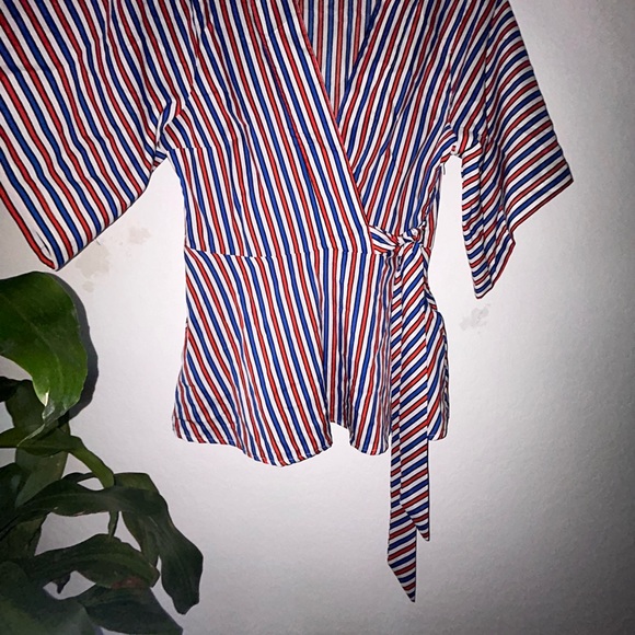 Red white blue strip blouse - Picture 2 of 2